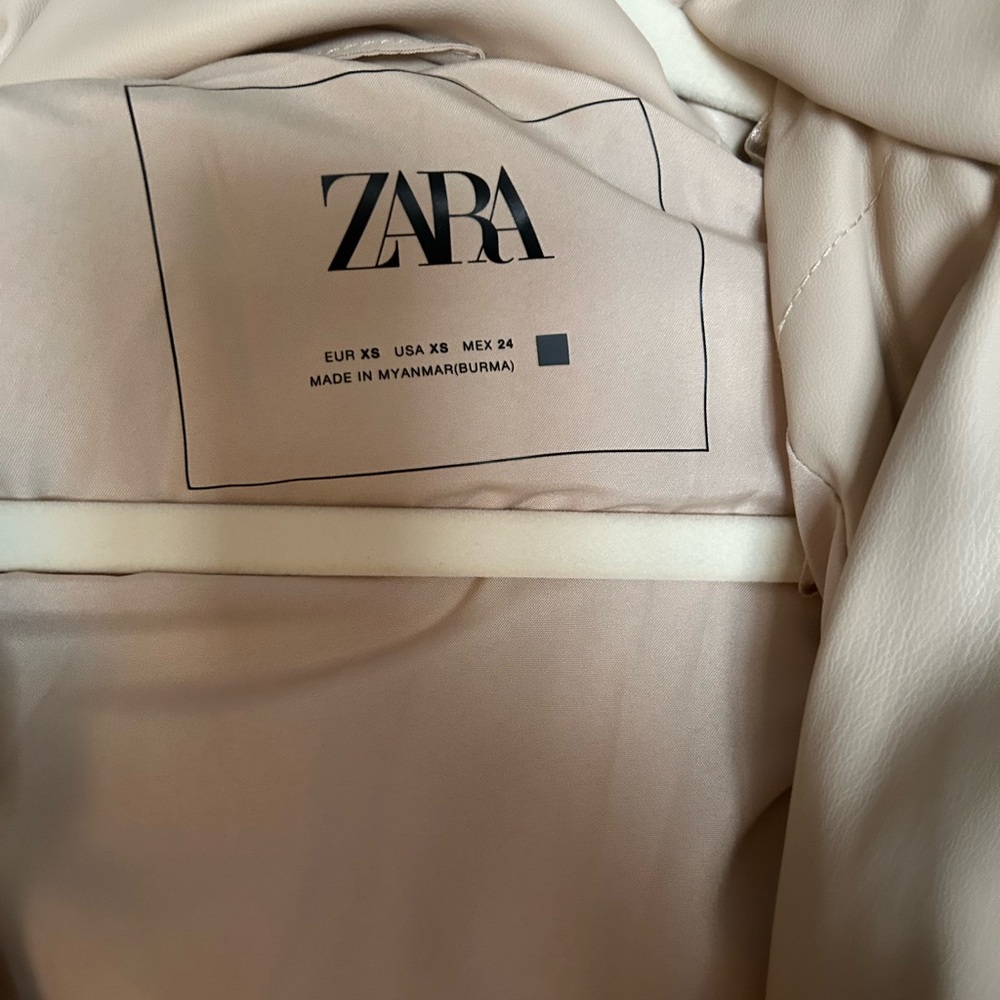 Zara Wind Protection Faux Leather Puffer Coat in Ecru - Picture 5 of 5